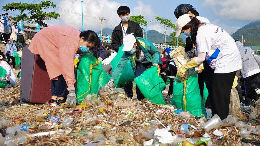 Xử lý rác thải thách thức và giải pháp toàn diện (1)